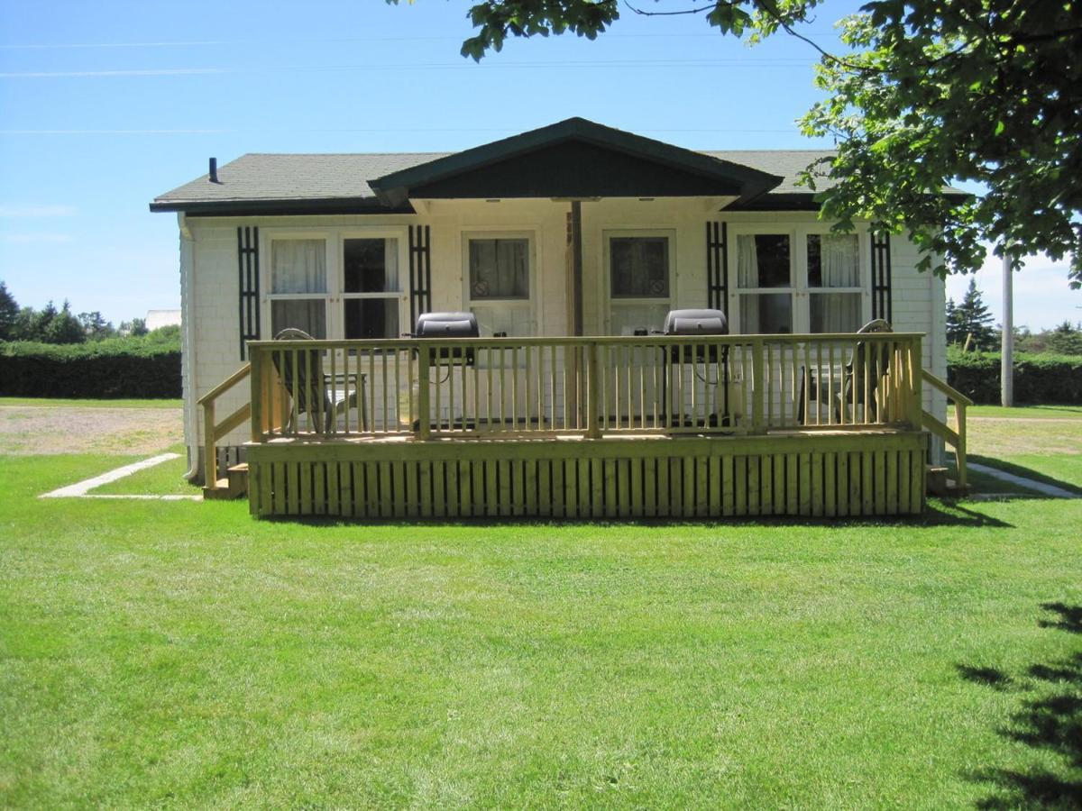 Lakeview Lodge And Cottages Cavendish Exterior photo