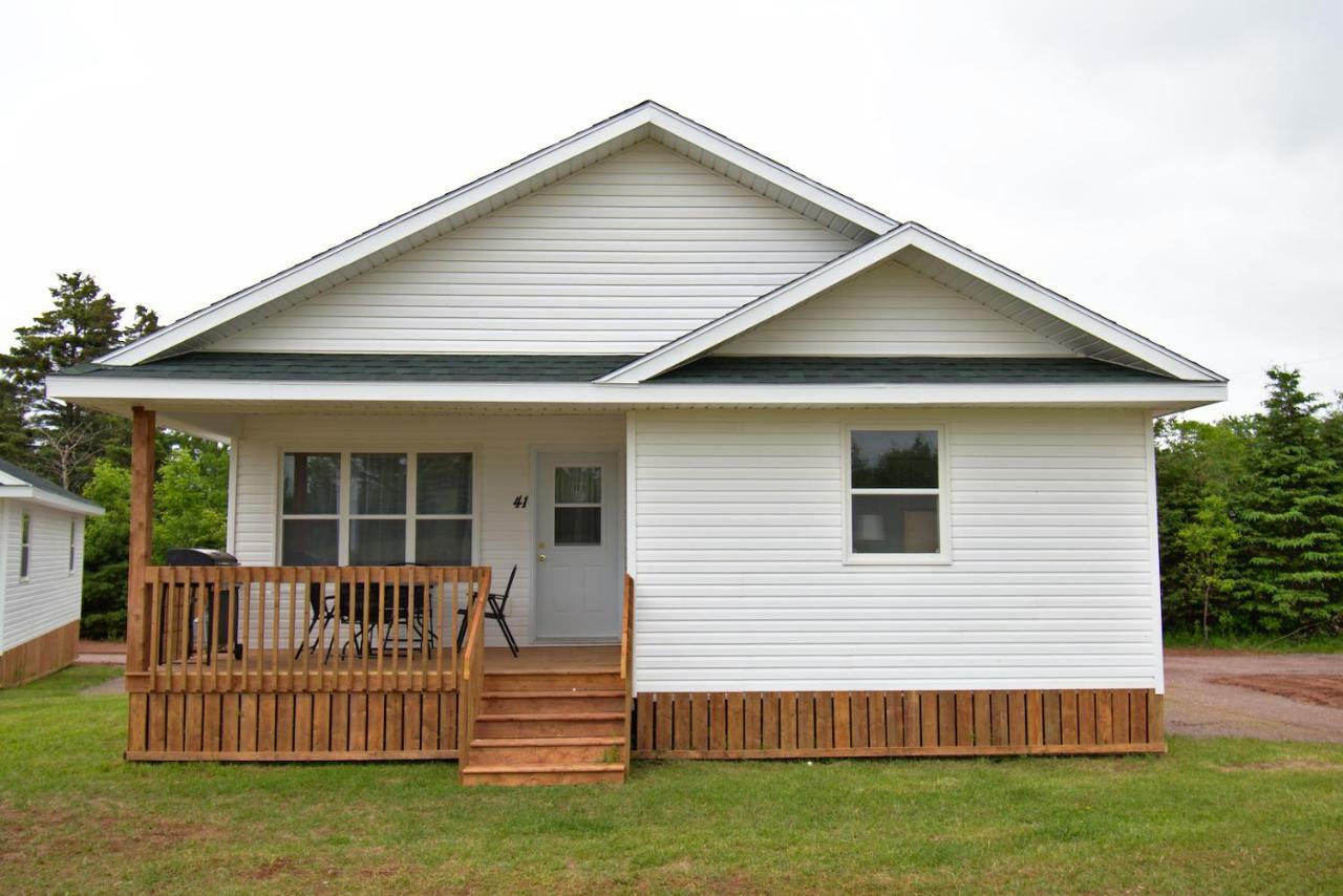 Lakeview Lodge And Cottages Cavendish Exterior photo