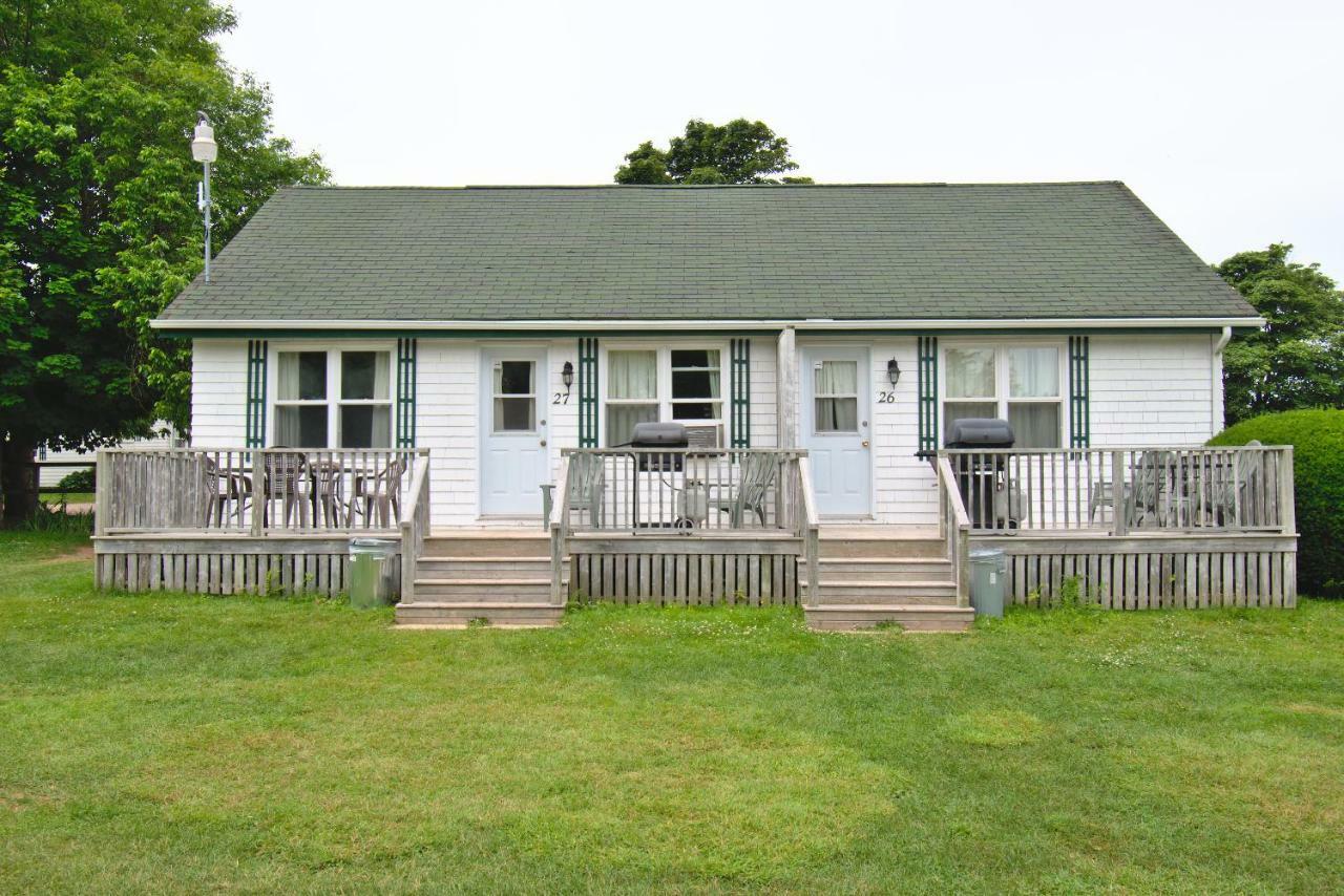 Lakeview Lodge And Cottages Cavendish Exterior photo