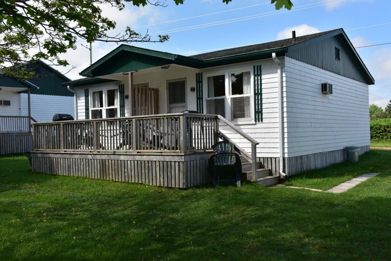 Lakeview Lodge And Cottages Cavendish Exterior photo